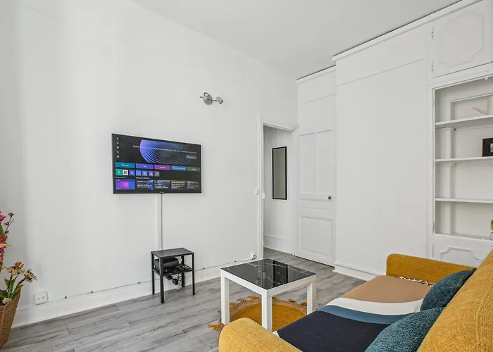 Apartman Chic And Comfortable *