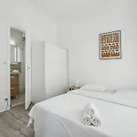 Διαμέρισμα Chic And Comfortable Παρίσι